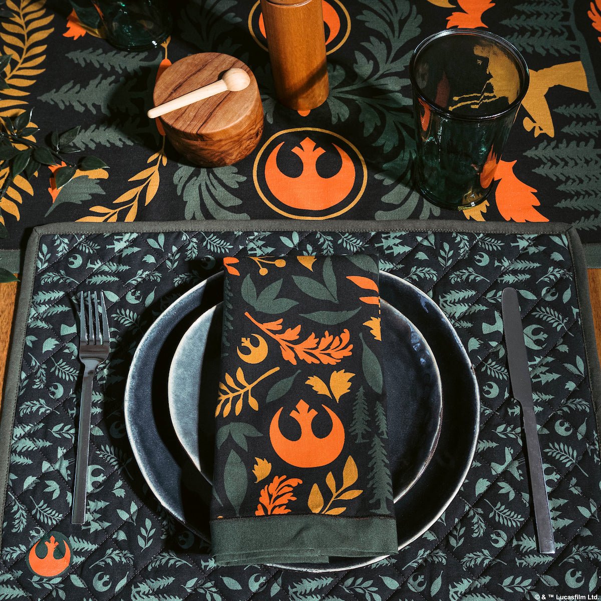 Endor Embroidered Cotton Napkin, Set of 4